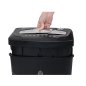 Destructora de documentos q-connect kf17974 capacidad de corte 10 h destruye grapas clips y tarjetas papelera 16,5