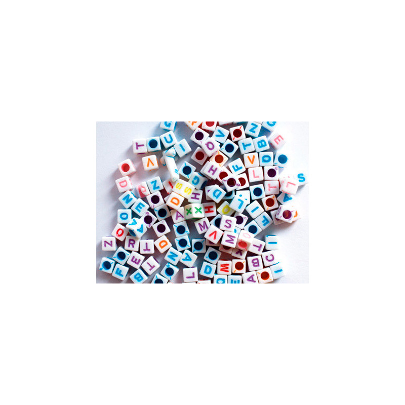 Cuentas de plastico abecedario forma de cubo 6 mm bolsa de 300 unidades colores surtidos